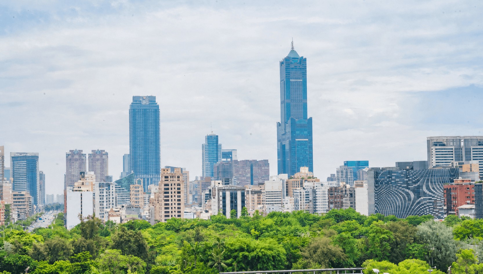 御盟長茁 — 頂規建材與設備實景